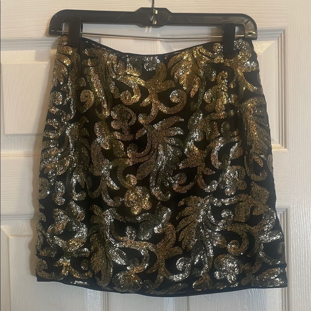 Elegant Black and Gold Skirt